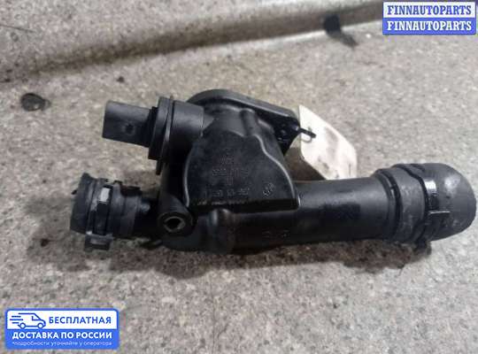 Фланец (тройник) системы охлаждения на Skoda Octavia (1Z, A5)