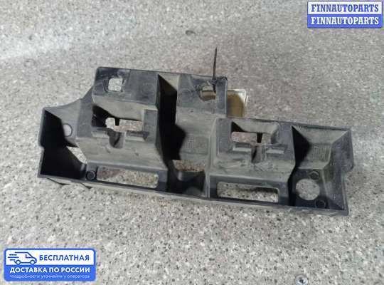 Кронштейн фары на Renault Scenic III