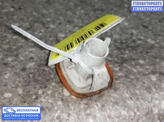 Повторитель поворота в крыло на Audi A6 (C4)