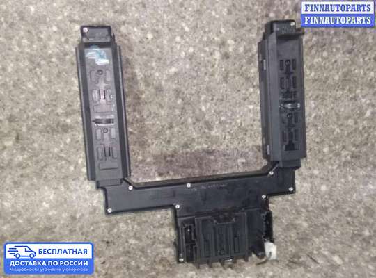 Блок управления стеклоподъёмниками на Mercedes-Benz E (W210)