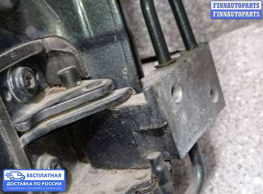 Петля двери на Audi A8 (D3, 4E)