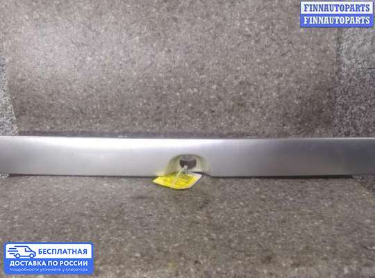Планка подсветки номера на Opel Zafira A