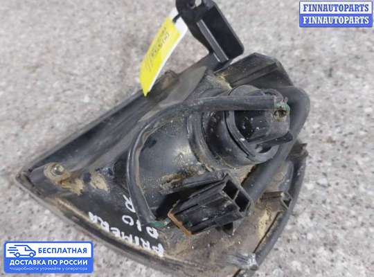 Поворотник передний на Nissan Primera (P10)