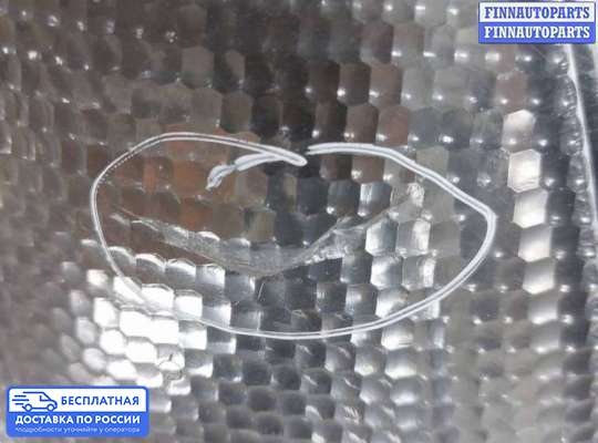 Поворотник передний на Nissan Primera (P10)