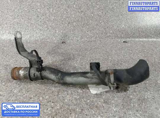 Патрубок (трубка, шланг) на Nissan Almera I N15