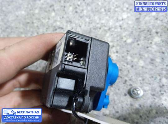 Моторчик заслонки печки на Saab 9-5