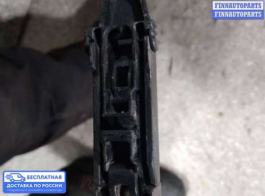 Поводок дворника на Opel Corsa D