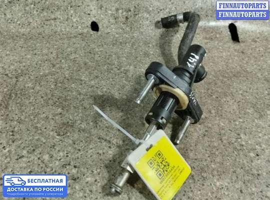 Цилиндр сцепления главный на Toyota Yaris P13