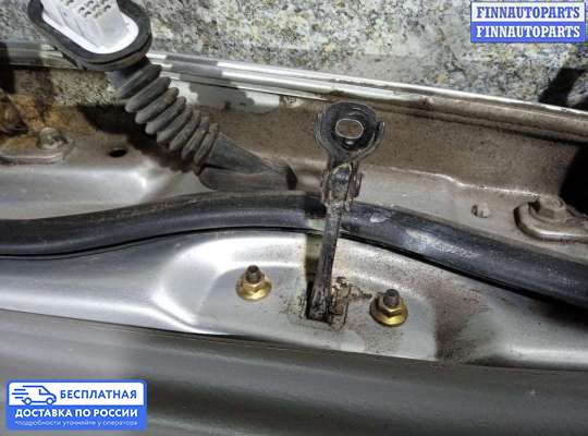 Ограничитель двери на Mazda Premacy