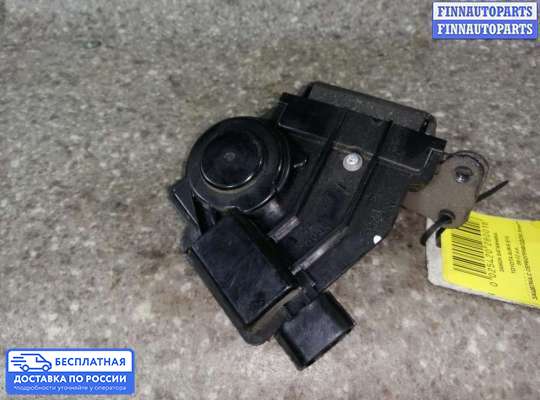 Замок багажника на Toyota Auris I (E150)