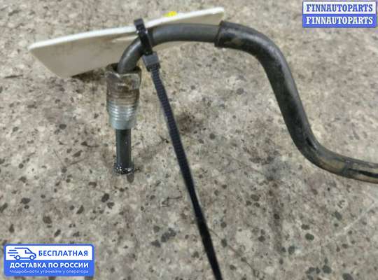 Патрубок (трубка, шланг) на Toyota Yaris P13