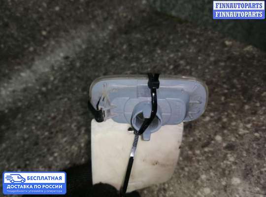 Повторитель поворота в крыло на Audi A6 (C5)