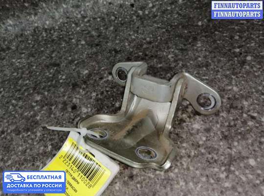 Петля двери на Hyundai Terracan