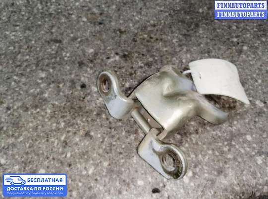 Петля двери на Hyundai Terracan
