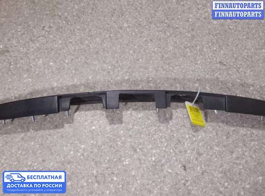 Планка подсветки номера на Toyota Avensis III (T270)