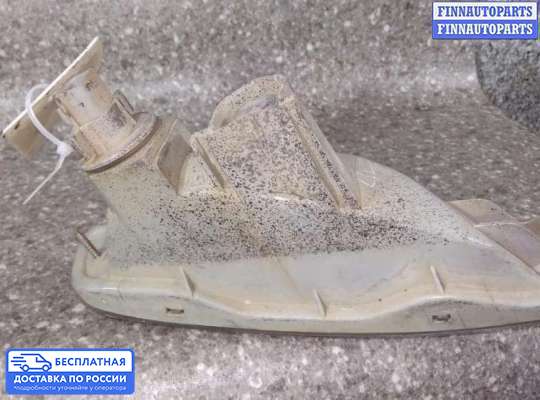 Поворотник передний на Toyota Celica T23