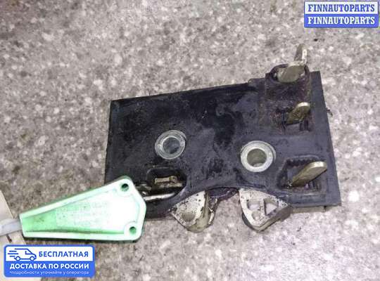 Замок боковой двери на Audi 100 (44Q, C3)