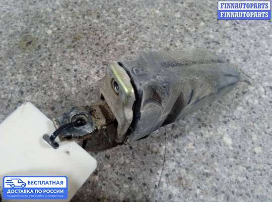 Ограничитель двери на Volkswagen Vento (1HX0)