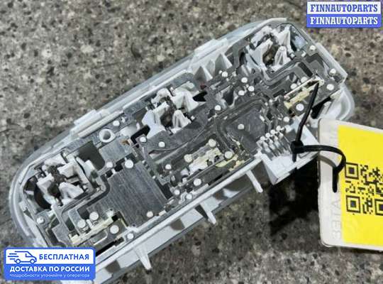 Фонарь салона (плафон) на Renault Megane III