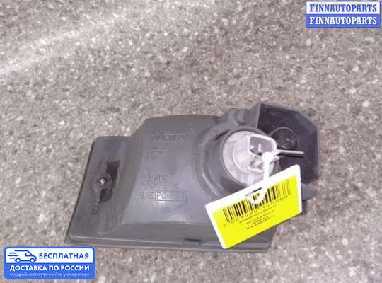 Поворотник передний на Toyota RAV4 II (XA20)