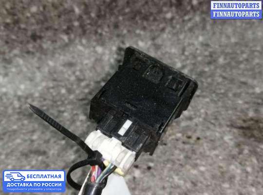 Кнопки на Nissan Maxima QX III (A33)