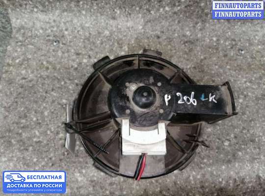 Мотор отопителя на Peugeot 206