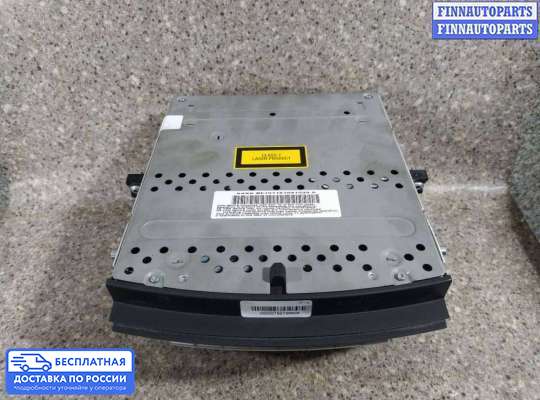 CD-чейнджер на Mercedes-Benz S (W221)