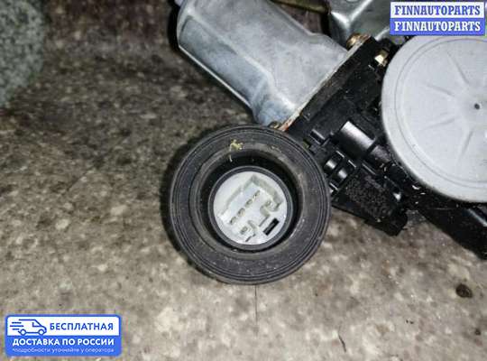 Стеклоподъемник электрический на Lexus RX II (XU30)