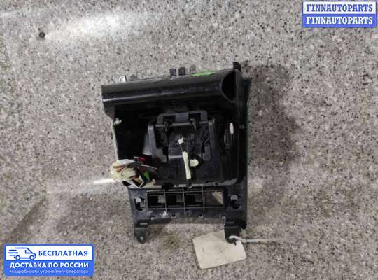 Бардачок (вещевой ящик) на Volkswagen Golf V (1K)