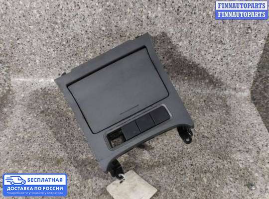 Бардачок (вещевой ящик) на Volkswagen Golf V (1K)