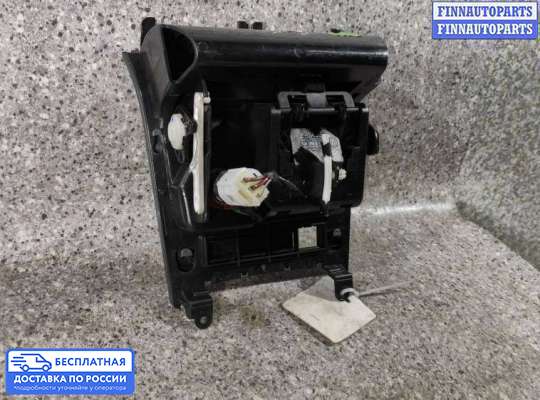 Бардачок (вещевой ящик) на Volkswagen Golf V (1K)