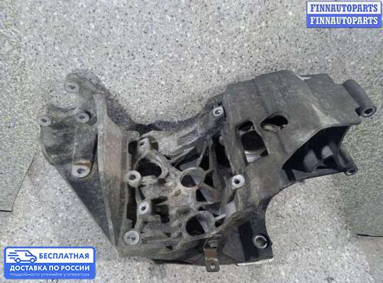 Кронштейн прочее на Chrysler Voyager IV (RG)