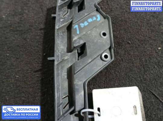 Кронштейн фары на Chevrolet Cruze I (J300)