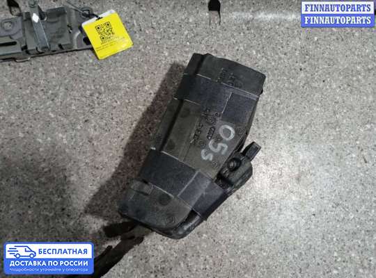 Замок багажника на Audi A8 (D3, 4E)