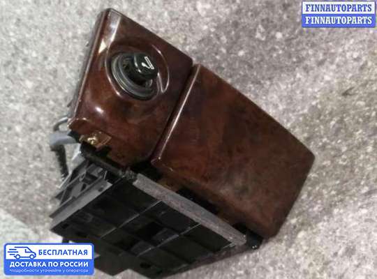 Пепельница на Nissan Cefiro 33