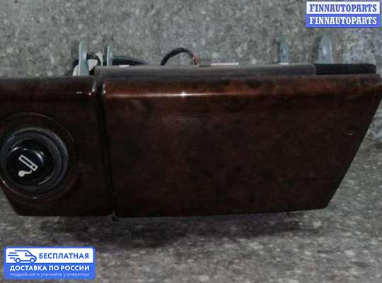 Пепельница на Nissan Cefiro 33