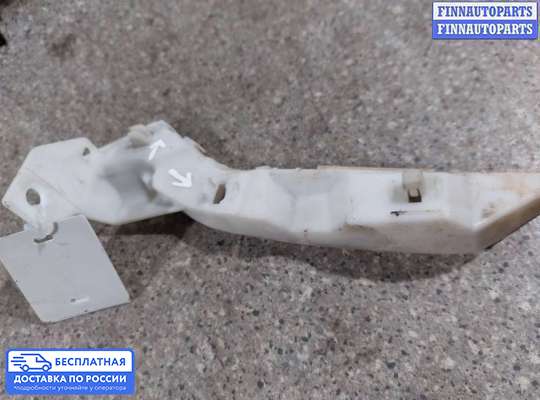 Кронштейн бампера на Mazda MPV II LW