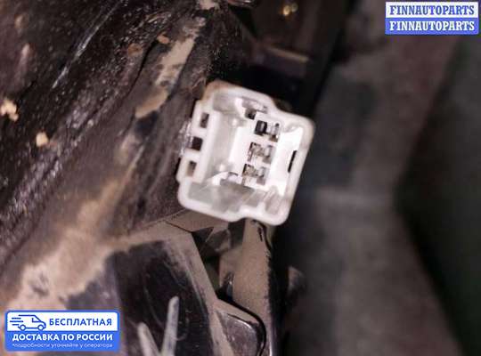 Фонарь крышки багажника на Nissan Almera II N16