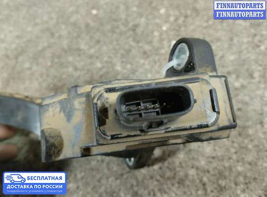 Педальный узел (педаль) на Toyota Yaris P13
