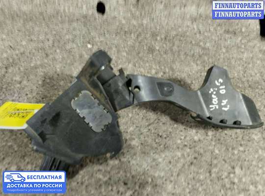 Педальный узел (педаль) на Toyota Yaris P13