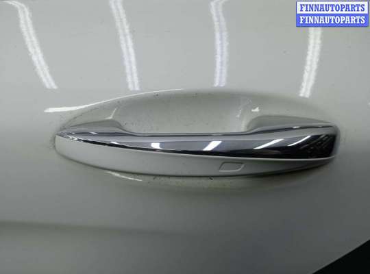 Замок боковой двери на Mercedes-Benz C (W205)