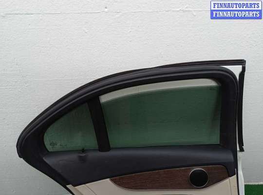 Замок боковой двери на Mercedes-Benz C (W205)