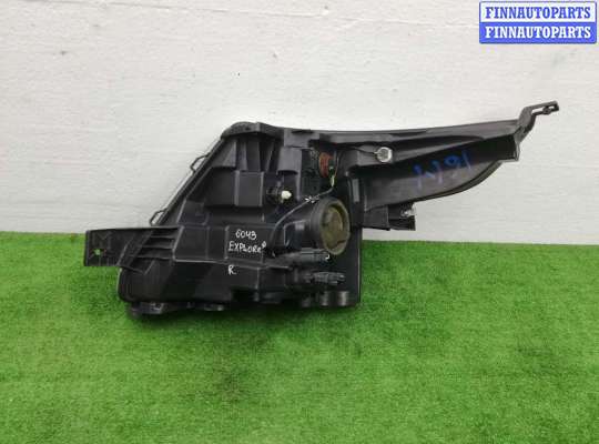 купить Фара правая на Ford Explorer V 2010 - 2015