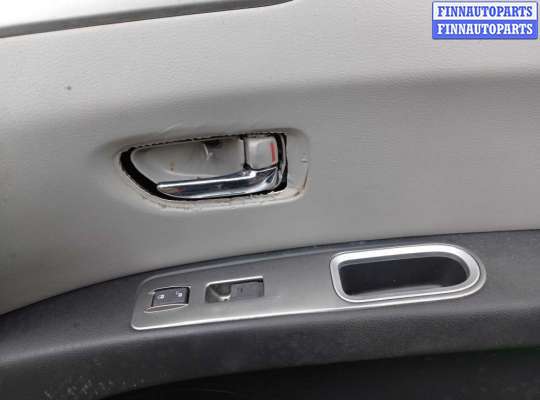 Замок боковой двери на Subaru Tribeca
