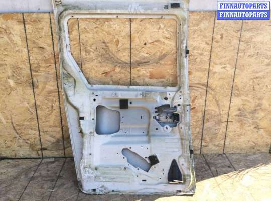 купить Дверь задняя левая на Dodge Caravan IV 2000 - 2007