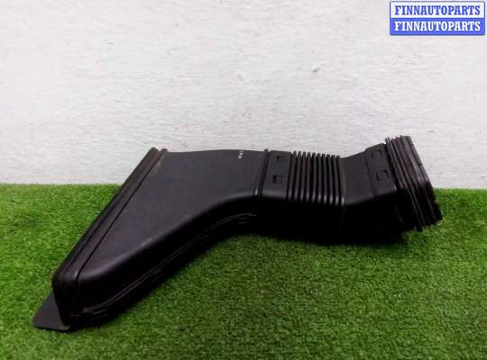 Воздухозаборник на Kia Sorento III (UM)