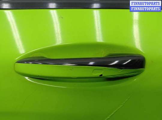 Замок боковой двери на Mercedes-Benz C (W205)