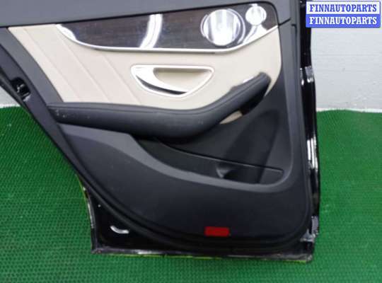 Замок боковой двери на Mercedes-Benz C (W205)
