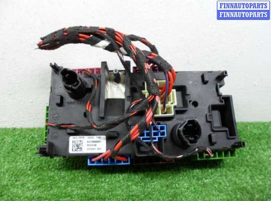 купить Блок предохранителей на Mercedes C-klasse (W205)Рестайлинг 2018 - 2021