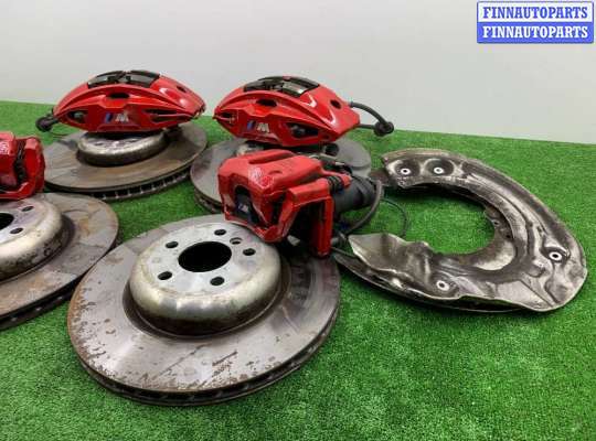 купить Комплект тормозов на BMW 5-Series G30 рестайлинг 2020 - 2023